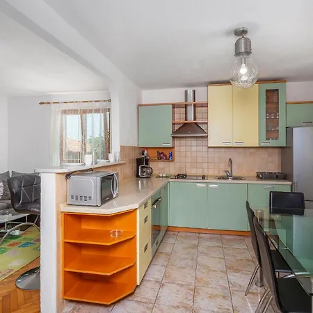 Awesome Home In Veprinac With Kitchen Veprinac